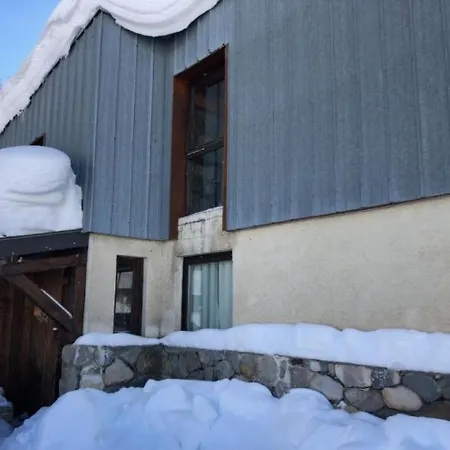 - 6 Pers, 60 M2, 3/2 1 Appartement *