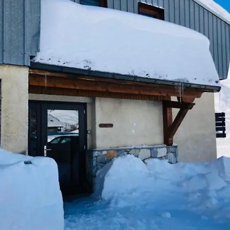 - 6 Pers, 60 M2, 3/2 1 Appartement *